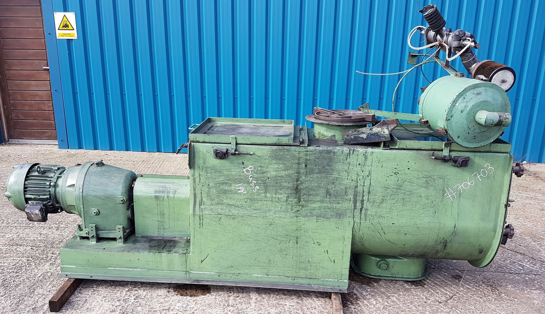   Mixer-Ribbon & Paddle 0.6 m3 (21.2 ft3) Carbon Steel For Sale - IPP# 706703