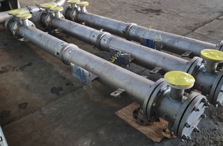 Stainless Steel 304 Cosmos Metalurgical (Camarillo CA) AEL-8-1-96 Shell and Tube Heat Exchanger