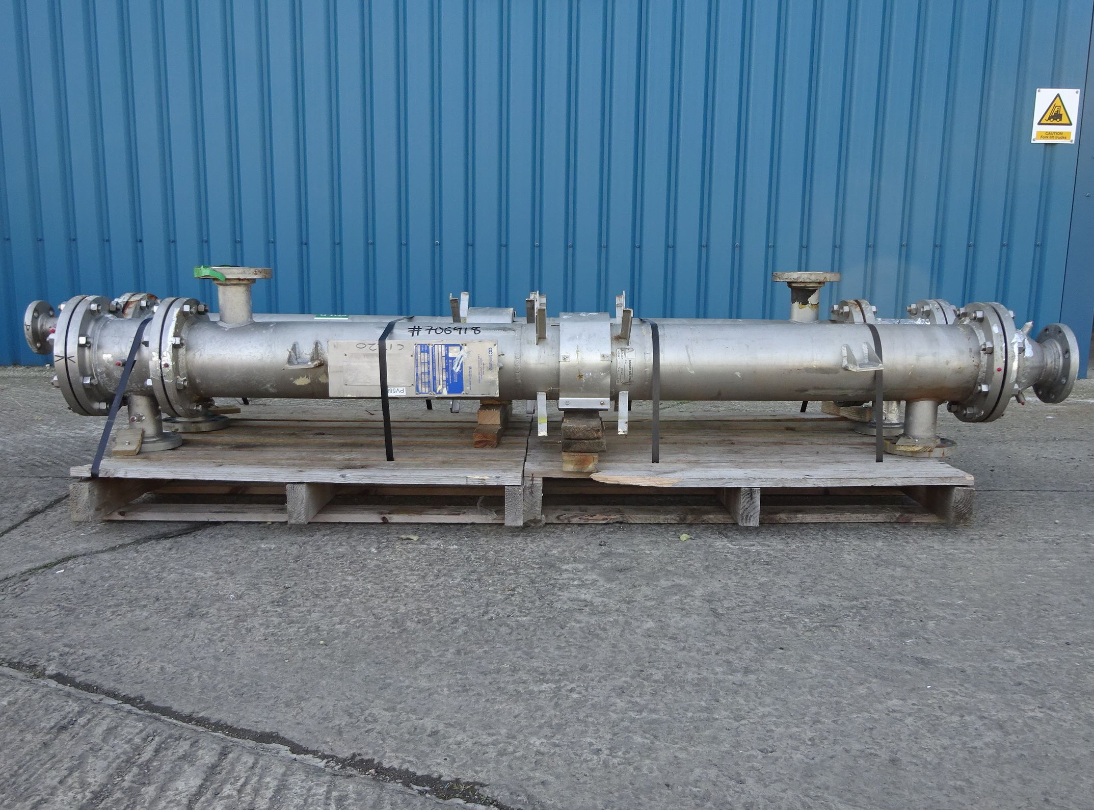 Tantalum Cosmos Metalurgical (Camarillo CA) Shell and Tube Heat Exchanger - IPP# 706918