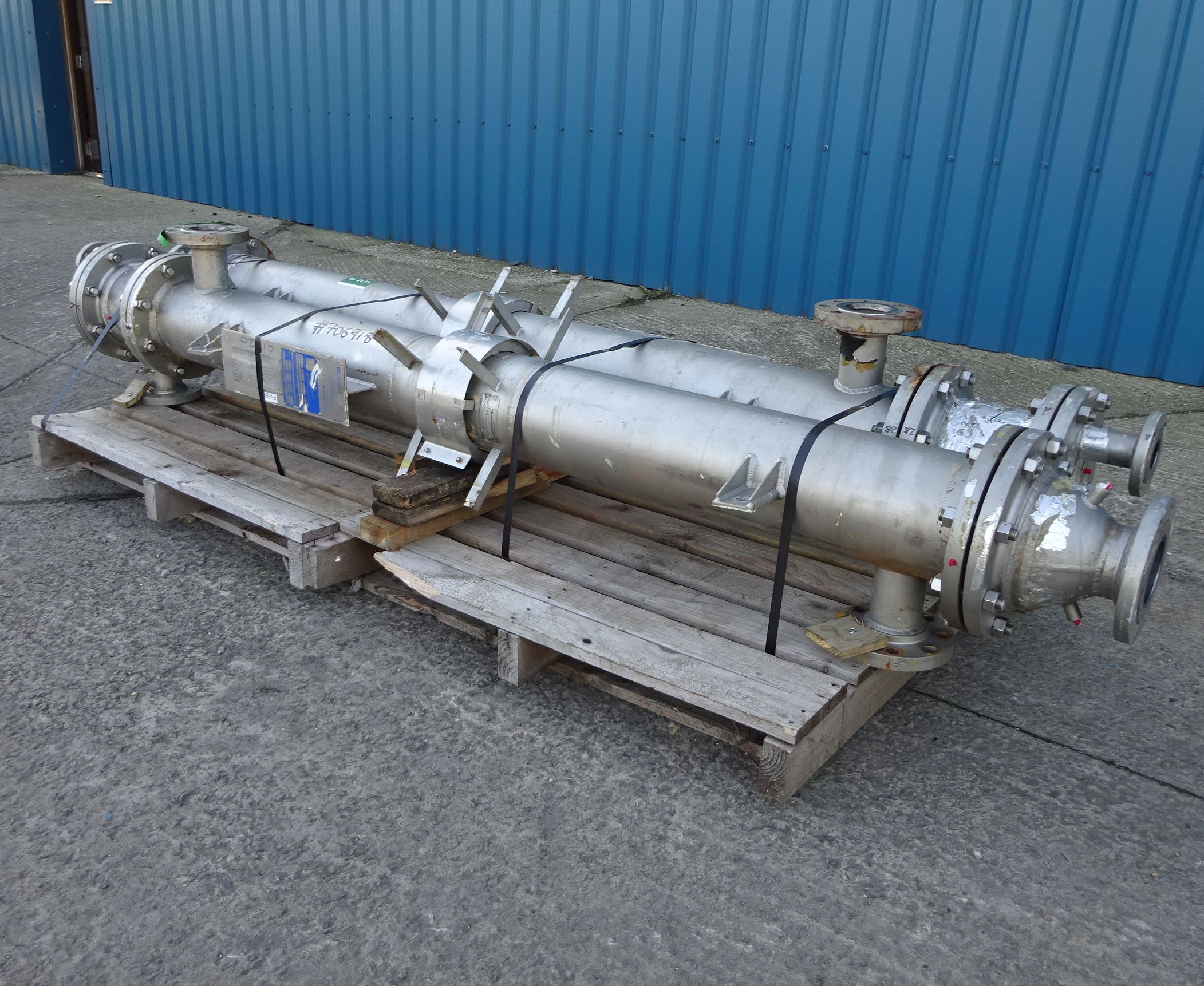Tantalum Cosmos Metalurgical (Camarillo CA) Shell and Tube Heat Exchanger - IPP# 706918