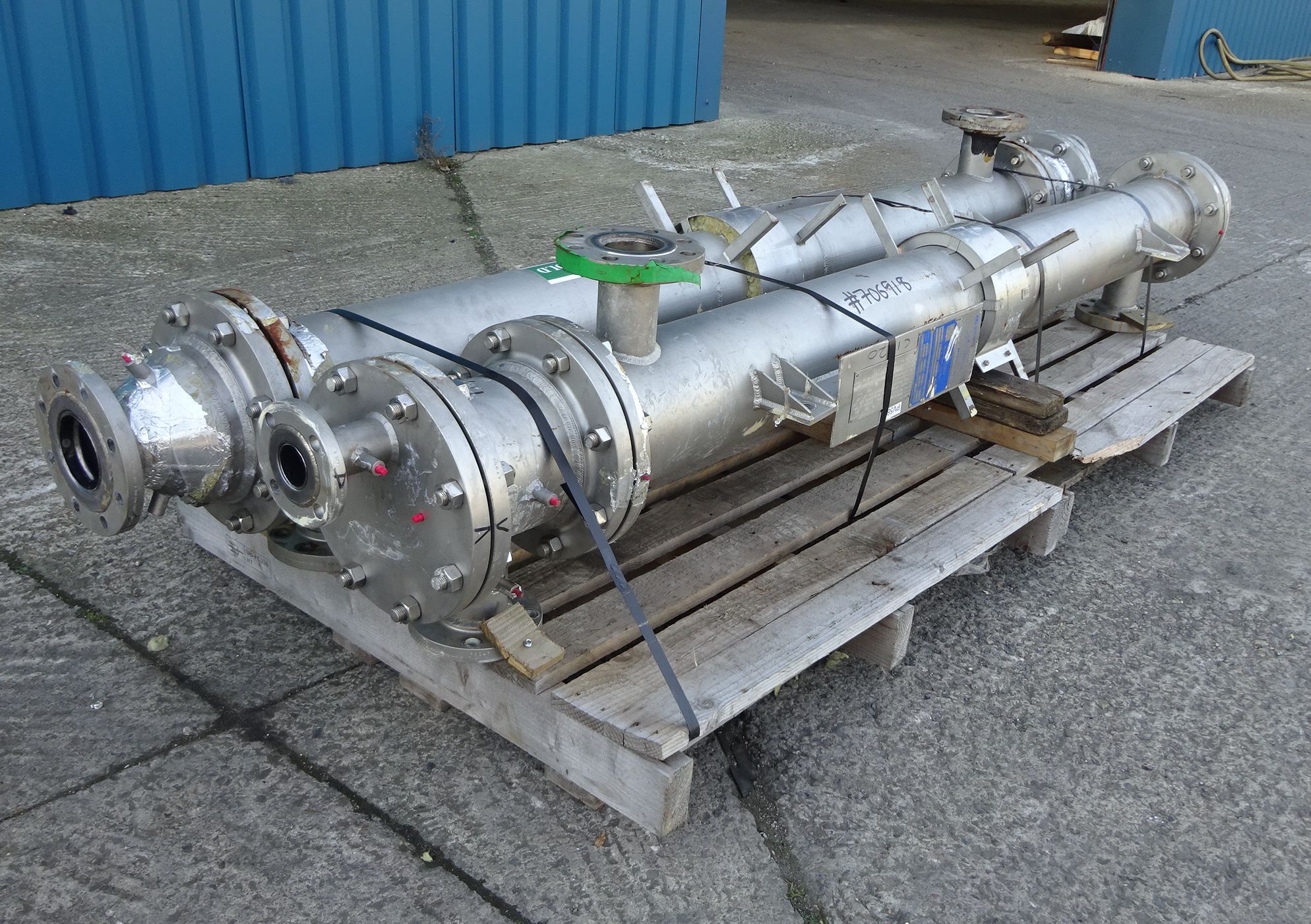 Tantalum Cosmos Metalurgical (Camarillo CA) Shell and Tube Heat Exchanger - IPP# 706918