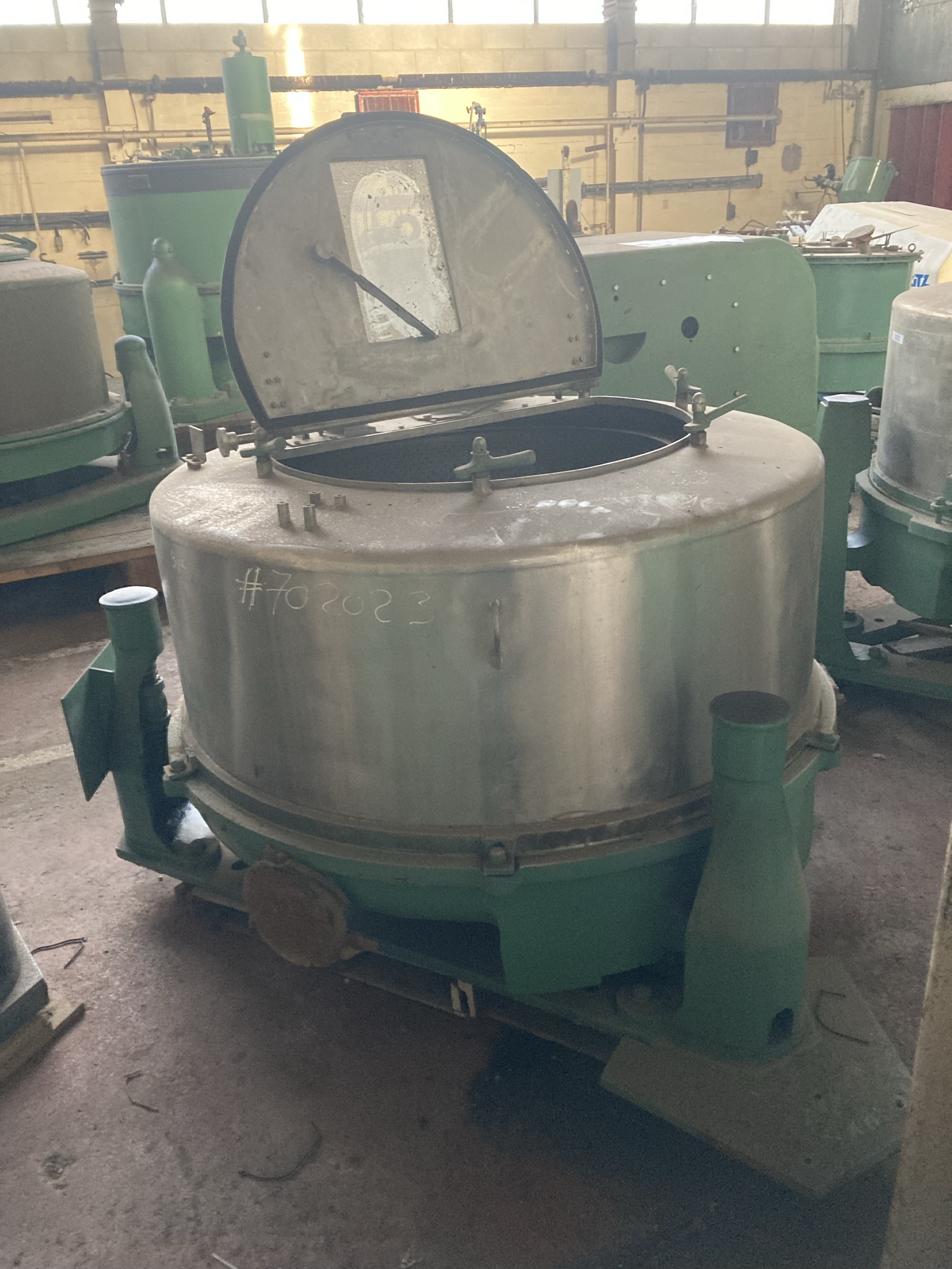 Stainless Steel 316 Manual Discharge-Top Centrifuge-Basket 1,200 mm (47.2 in) For Sale - IPP# 702023