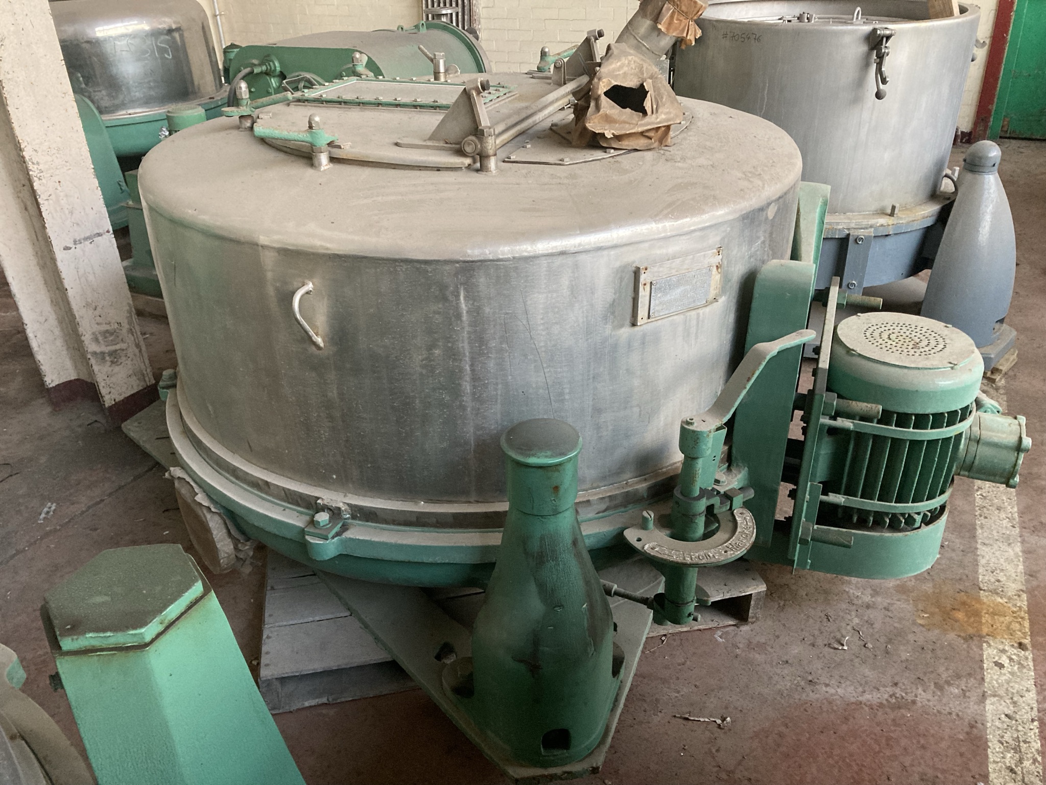  Stainless Steel 316 Manual Discharge-Top Centrifuge-Basket 1,200 mm (47.2 in) For Sale - IPP# 702023