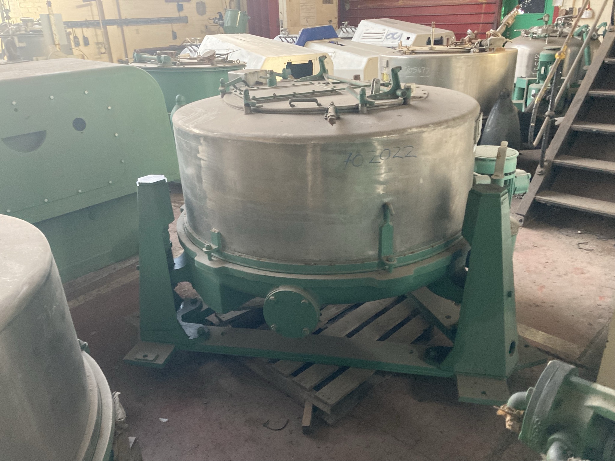  Stainless Steel 316 Manual Discharge-Top Centrifuge-Basket 1,200 mm (47.2 in) For Sale - IPP# 702022
