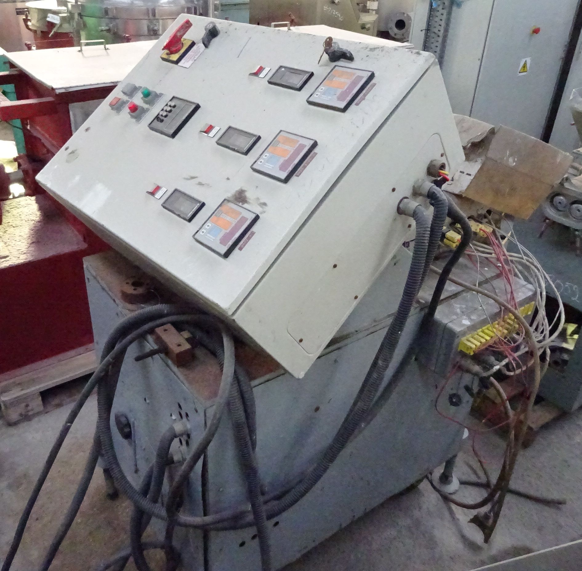  Carbon Steel  Extruder 20 mm (0.79 in) For Sale - IPP# 703671