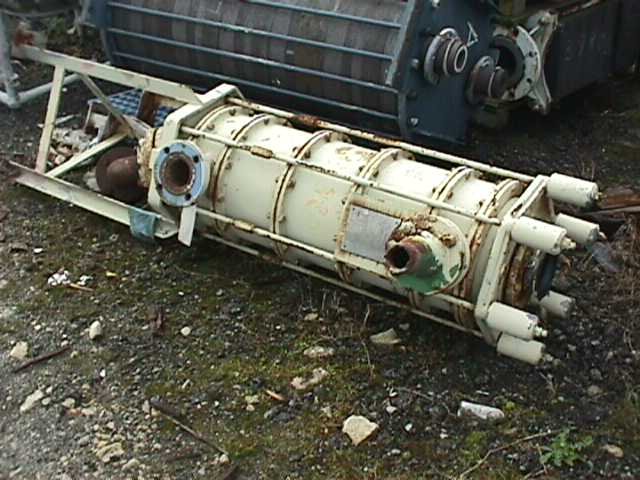  Shell and Tube Heat Exchanger 2 m² (21.5 ft²) Graphite For Sale - IPP# 703780