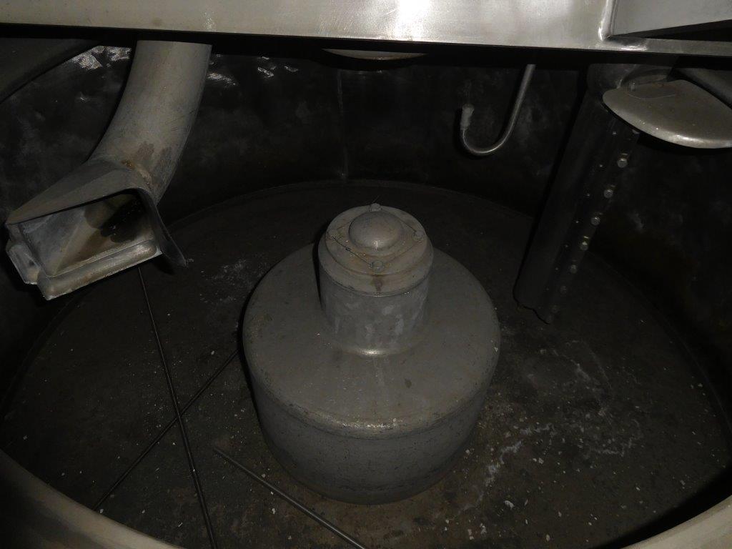  Stainless Steel Austenitic Manual Discharge-Top Centrifuge-Basket 1,250 mm (49.2 in) For Sale - IPP# 95984