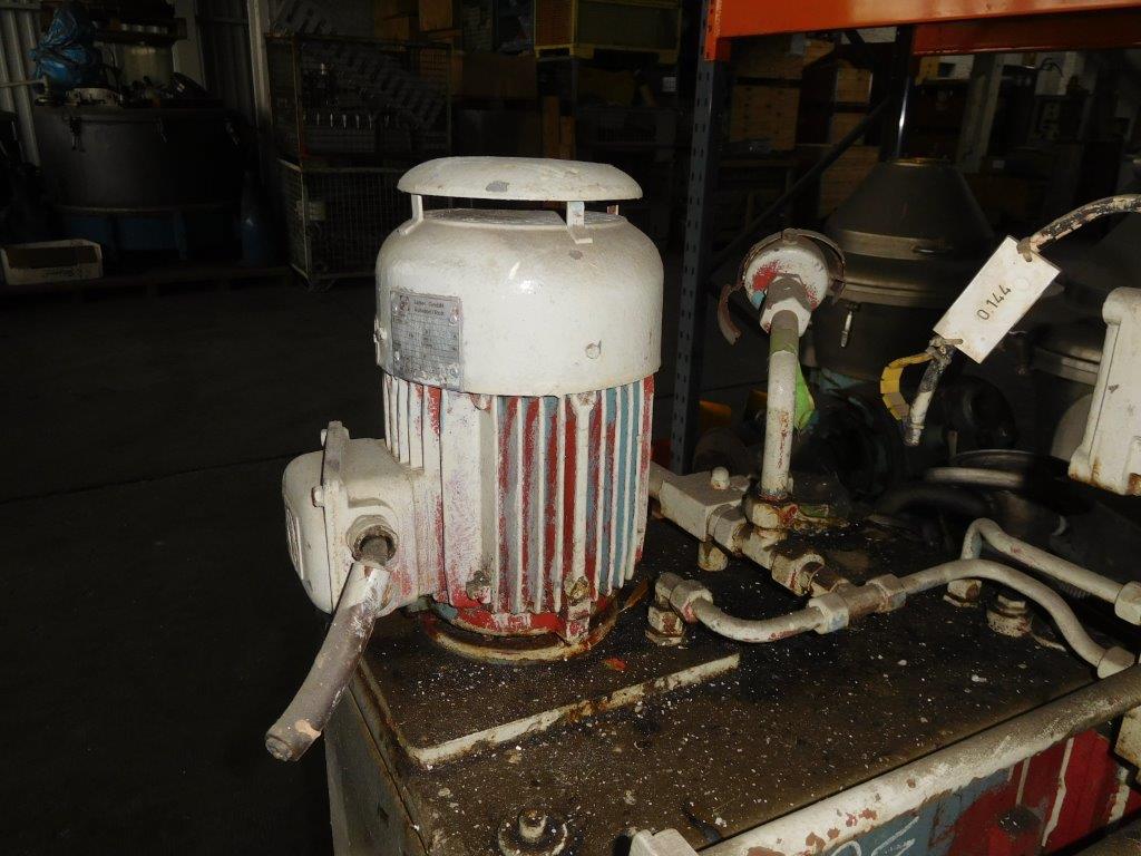  Stainless Steel Austenitic Manual Discharge-Top Centrifuge-Basket 1,250 mm (49.2 in) For Sale - IPP# 95984