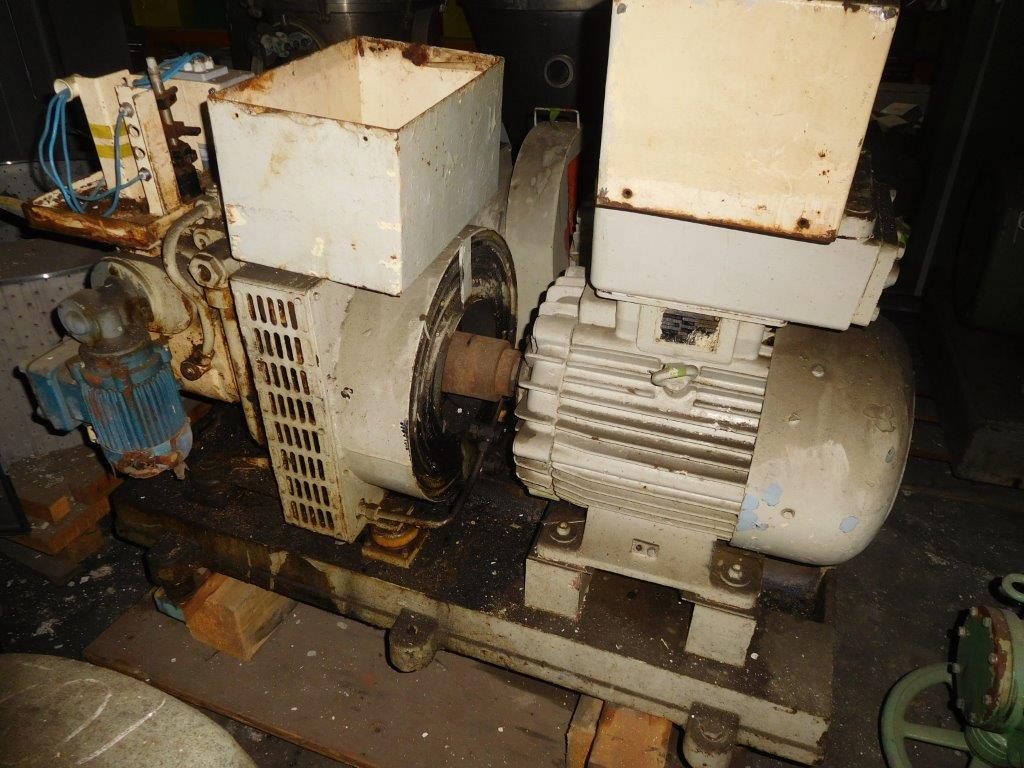  Stainless Steel Other Manual Discharge-Top Centrifuge-Basket 1,250 mm (49.2 in) For Sale - IPP# 95985